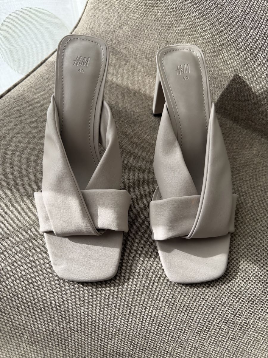 H&M Scarpe da donna: H&M Sandales T.40 – Usato da Fribourg venduto da VSL-LUXE-BRAND 9