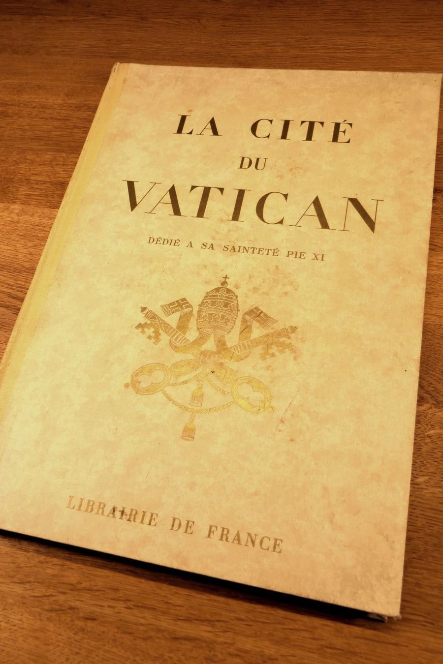 Bücher: La Cité du Vatican, 1934 – Gebraucht aus Burgdorf von Attalos