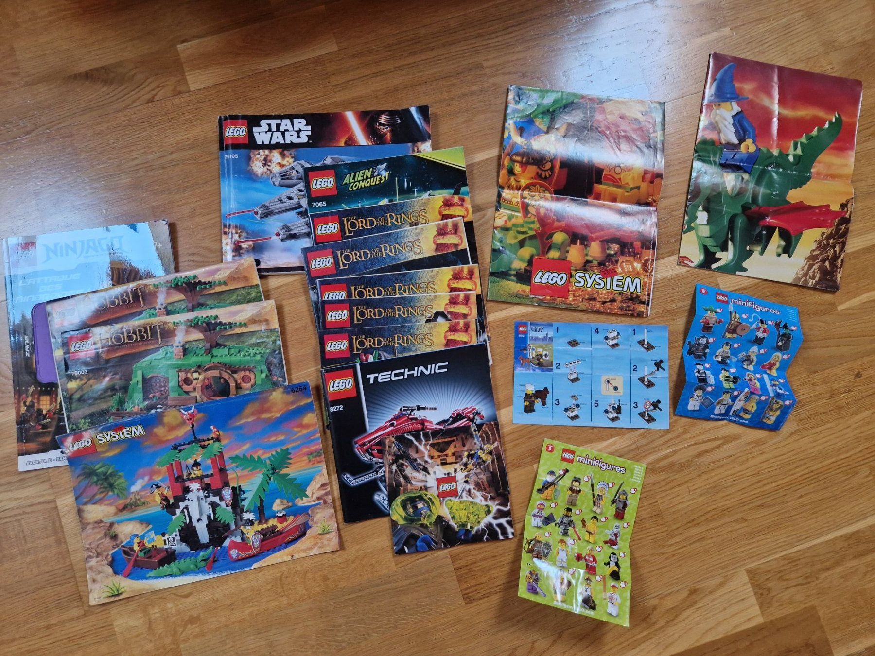 Lego Baukästen: Lot divers instruction lego - vintage – Gebraucht aus Bernex von Mardone