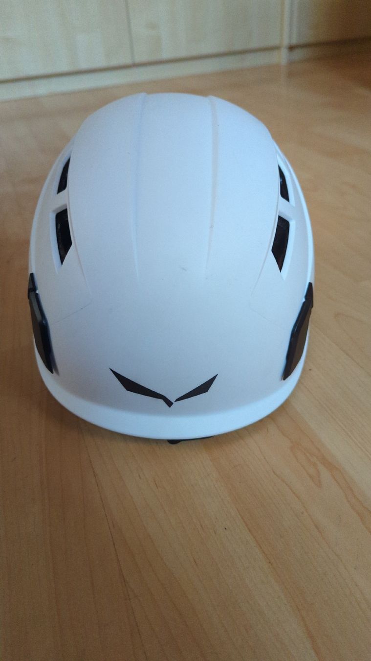 Salewa Caschi: Salewa Toxo 3.0 Helmet – Nuovo (secondo la descrizione) da Zermatt venduto da rob_6wqx