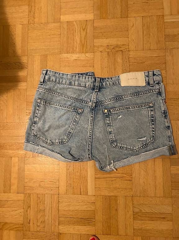 Jeans: Kurze Jeans Shorts Gr36 – Usato da Zürich venduto da Nia_S 2