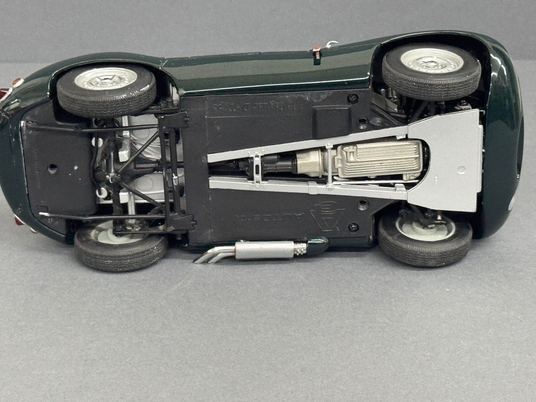 Jaguar Modellautos: Jaguar D Type AutoArt 1:18 – Gebraucht aus Luzern von aa43modelcars-Luzern 6