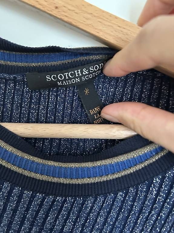 Robes: Robe pull Scotch & soda – Neuf (Voir description) à Lausanne par vei_9lfn 1