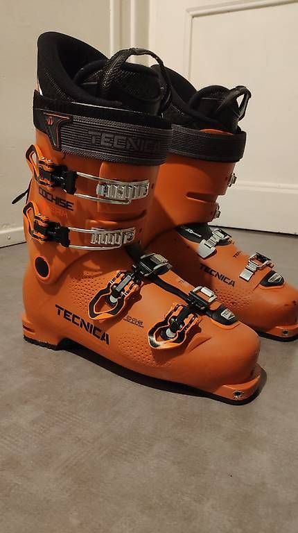 Tecnica Scarpe da uomo: Tecnica Cochise Team – Usato da La Chaux-de-Fonds venduto da lessismore 2