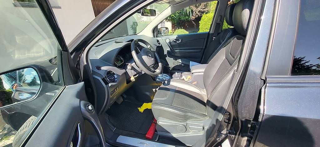 Autos: Koleos 2.0 dCi Dynamique 4x4 Automatic – Gebraucht aus Igis von rihiro 2