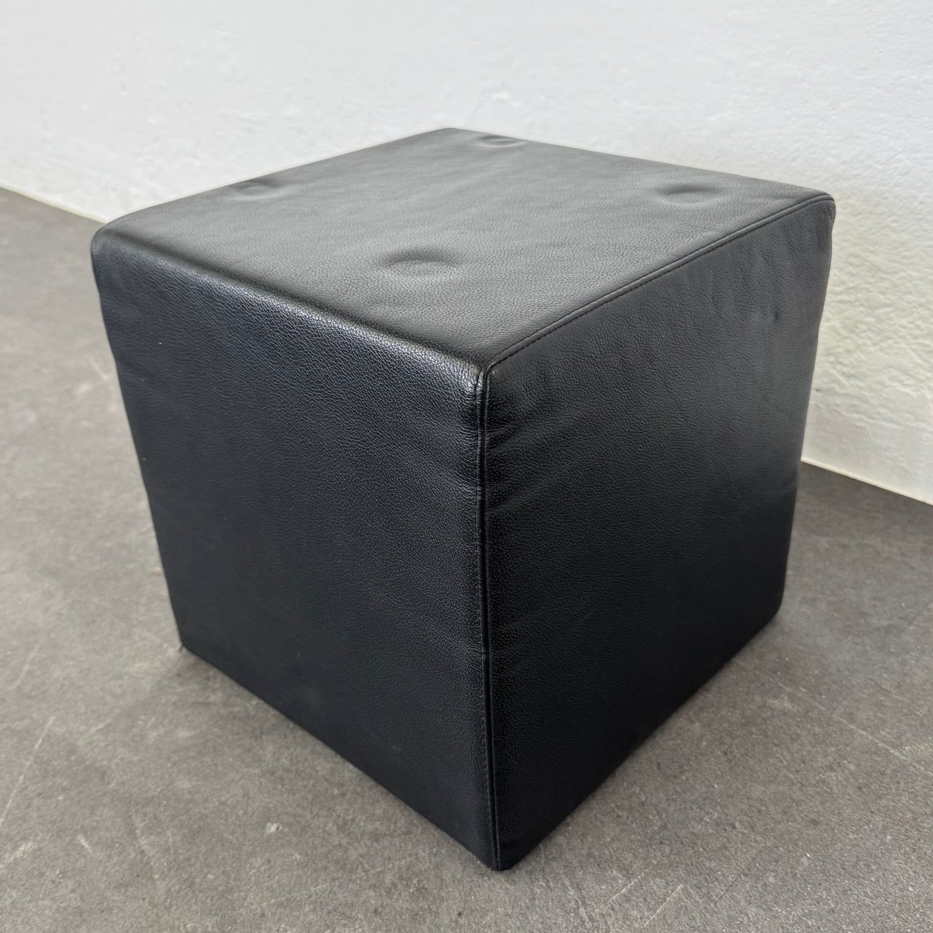 Poltrone: Top Design Praktikant Würfel – Usato da Schönenwerd venduto da mcofficeshop 2