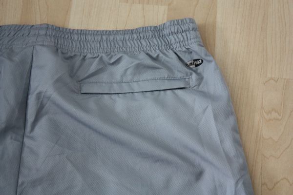 Kleiderpakete: Kleider Paket Adidas Esprit Nike Gr. L – Gebraucht aus Sachseln von Palur 6