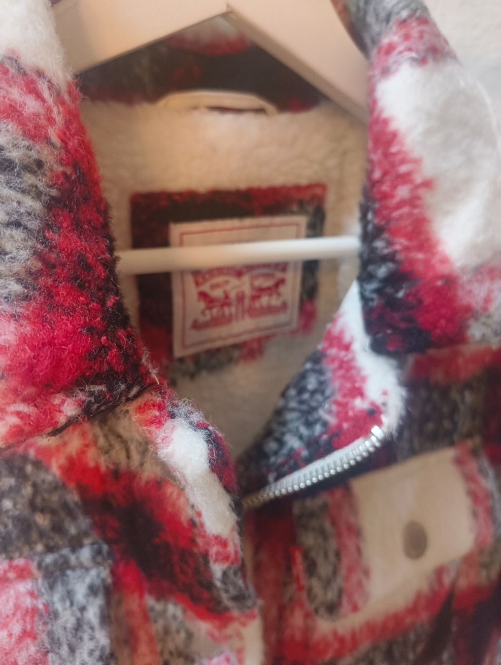 Levi's Jacken: NEW Levi's Sherpa Lined Wool Blend long Shacket – Neu und originalverpackt aus Stein am Rhein von DaOhana 3