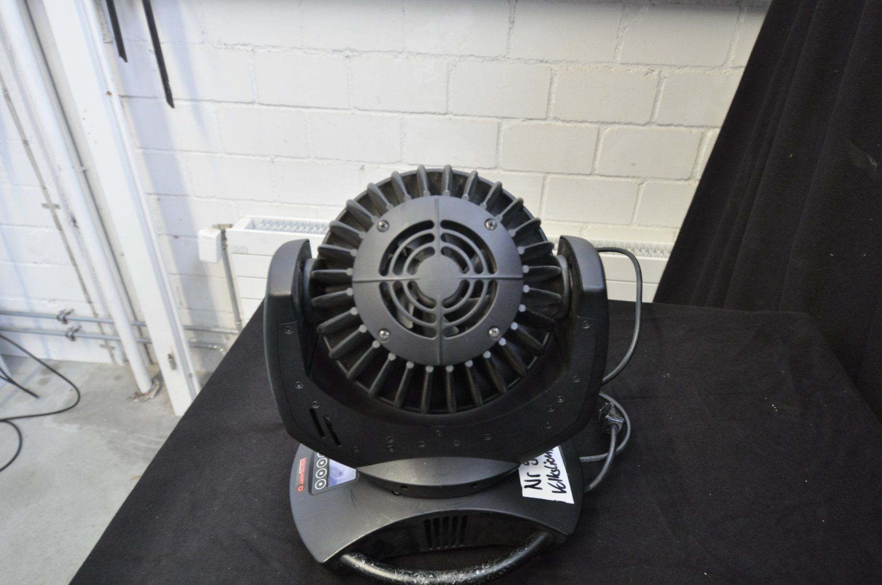 Lampade: GLP Volkslicht LED Moving Head – Usato da Burgdorf venduto da WHITELIGHT3400 3