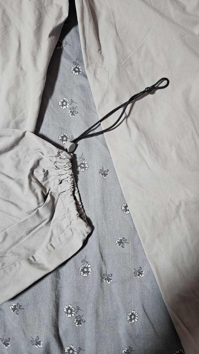H&M Pantaloni: Graue Fallschirmhose H&M XXS – Usato da Sax venduto da Kieselstei 2