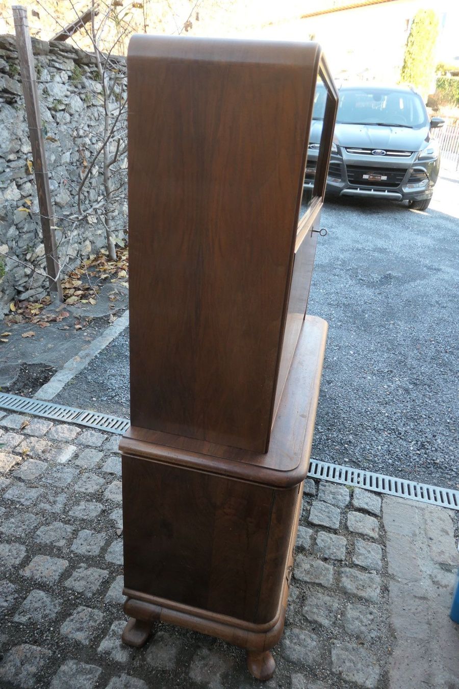Vetrine: antiker Sekretär/Vitrine – Usato da Fürstenaubruck venduto da PizBeverin2018 3