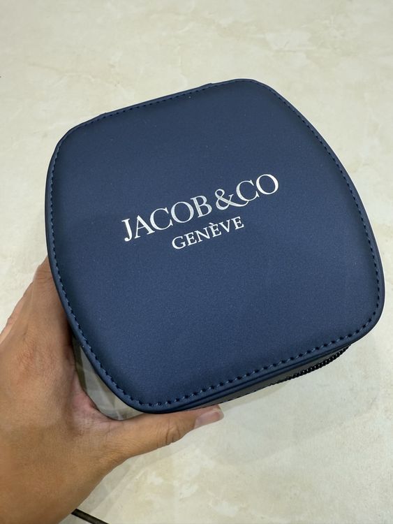 Jacob & co box (Gebraucht) in Luzern für CHF 1 – mit Lieferung auf ...