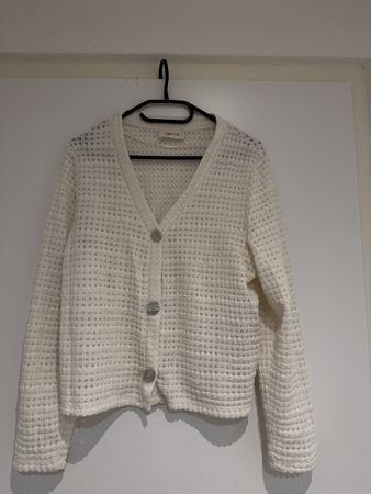 Cartoon Strickjacke creme-weiss Gr. 40