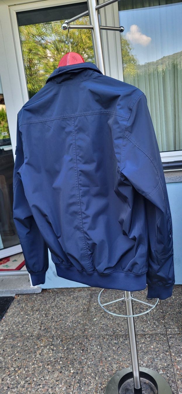 Peak Performance Giacche: Giacca primaverile Peak Performance blu, come nuova! – Usato da Davesco-Soragno venduto da fla_d77h 1