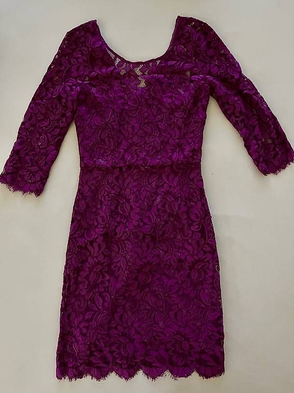 Robes: Robe soirée en dentelle  – D'occasion à Lavigny par Marie-N