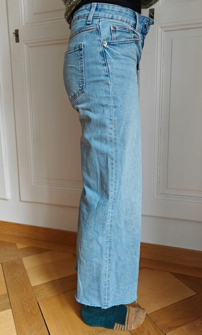 H&M Jeans: H&M Wide Leg Cropped Jeans - EU34 – Usato da Bern venduto da Feld11 4