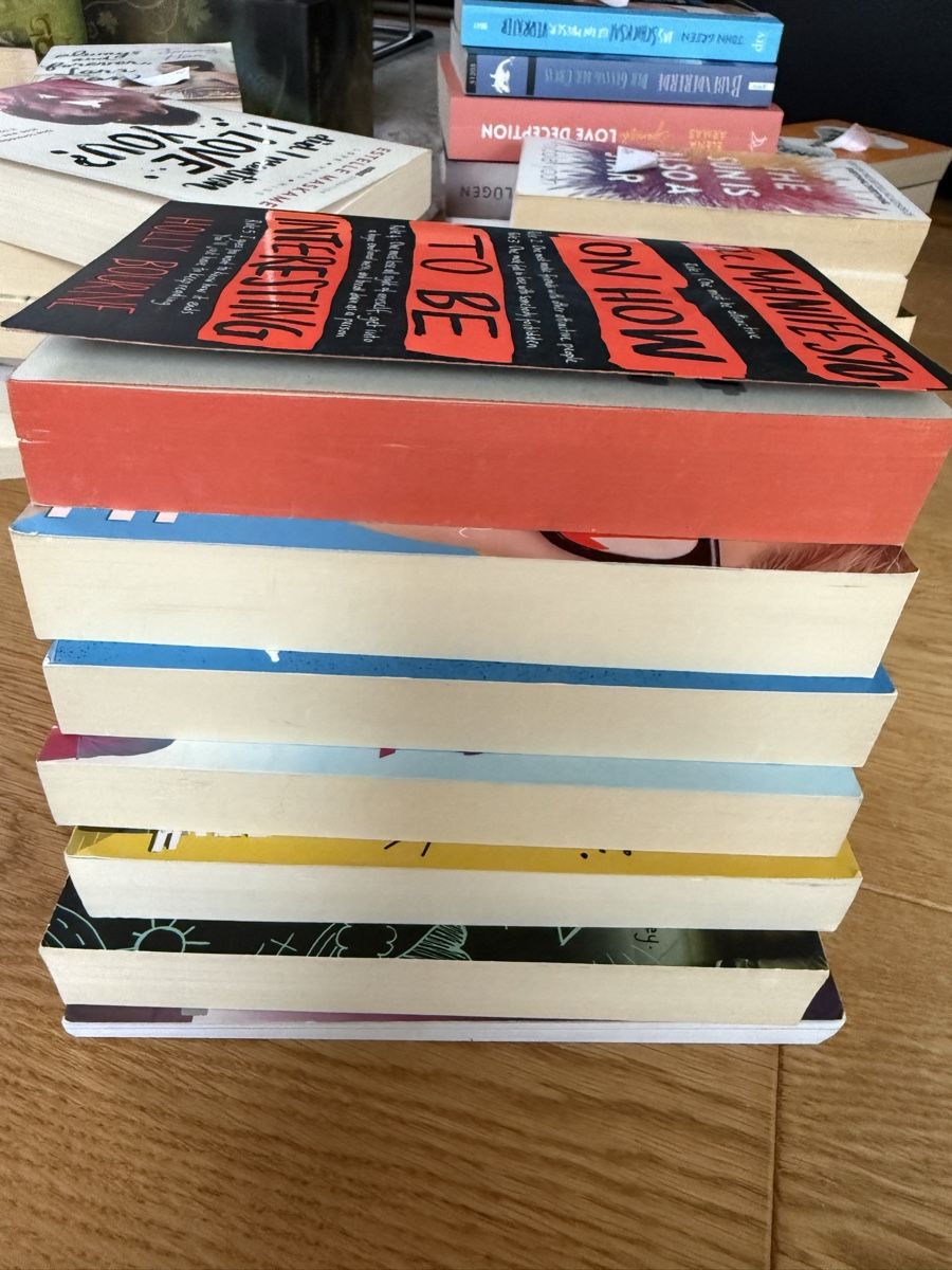 Bücher: 7 young-adult Bücher – Gebraucht aus Zürich von turicum2008 7
