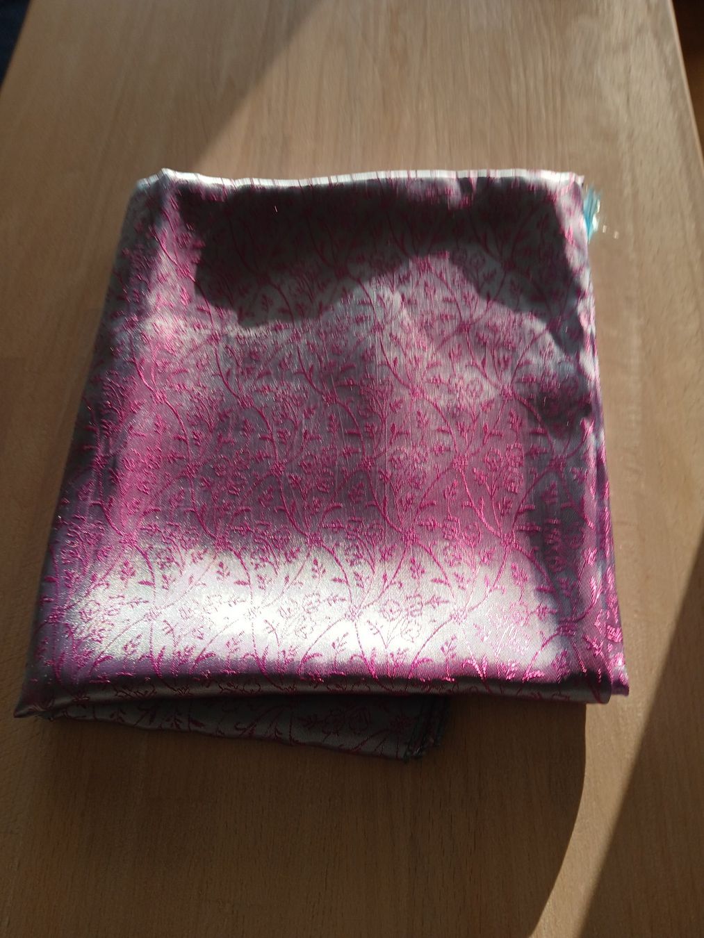 Foulard & Sciarpe: Seidenschal, schimmernd, neu – Nuovo (secondo la descrizione) da Zug venduto da flormita 1