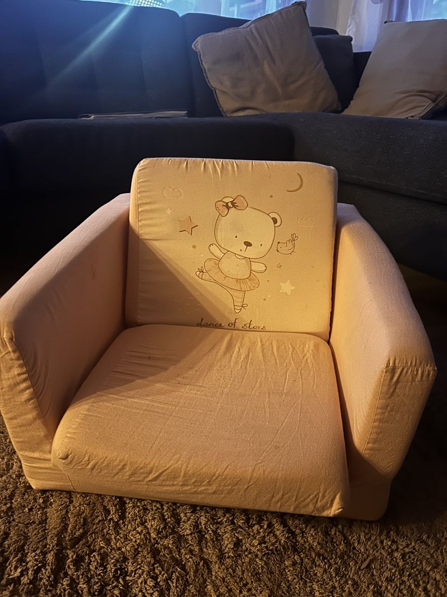 Divani: Kindersofa – Usato da Filzbach venduto da flowerpower14