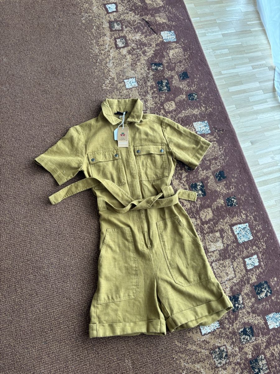 Jumpsuits: Clothes – Neu (gemäss Beschreibung) aus Confignon von Second_Hand_Ch