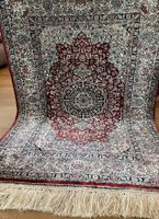 China Hereke - Seidenteppich