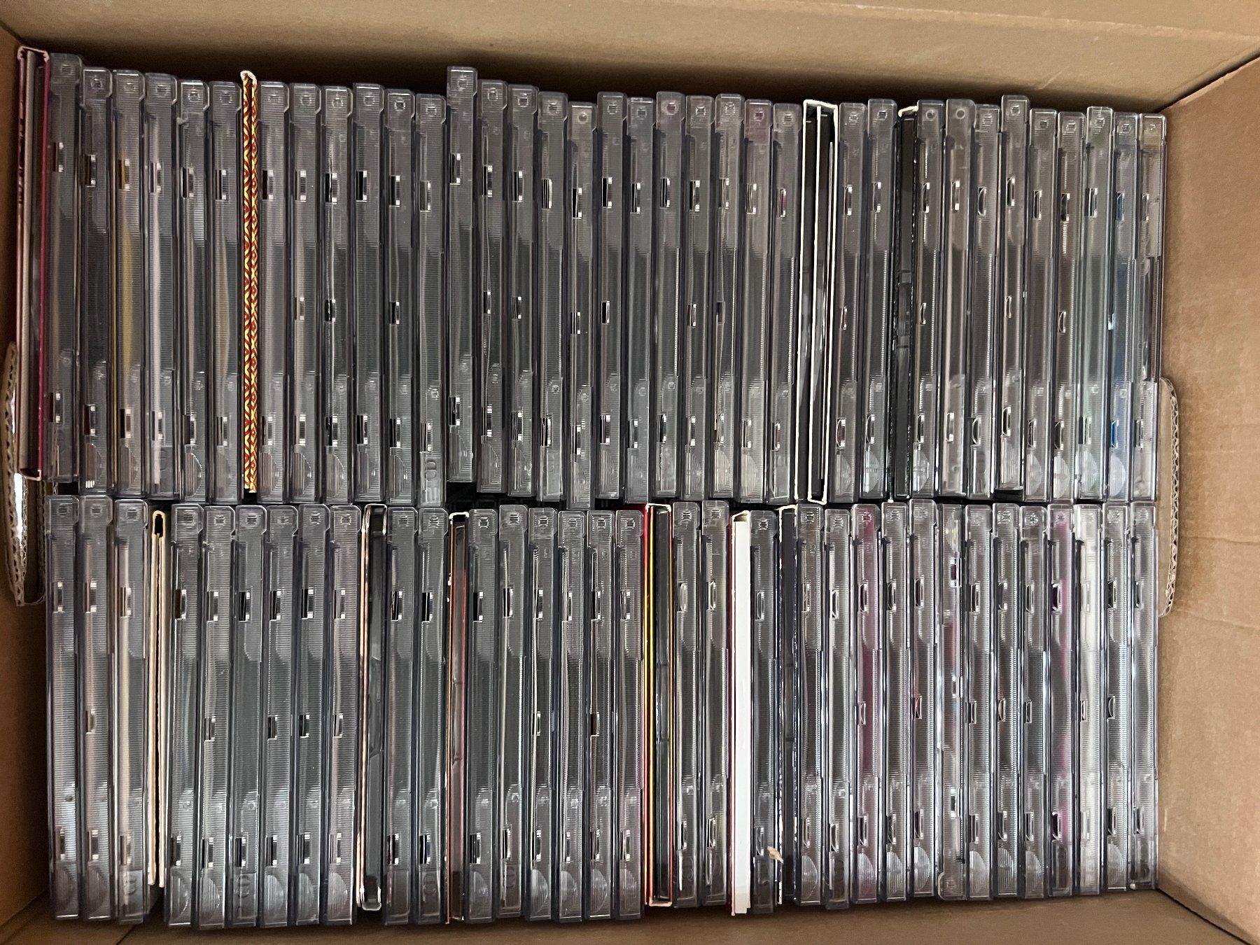 CDs: Zügelkarton mit CD's von verschiedenen Interpreten (1) – Gebraucht aus Winterthur von Robibaur 1