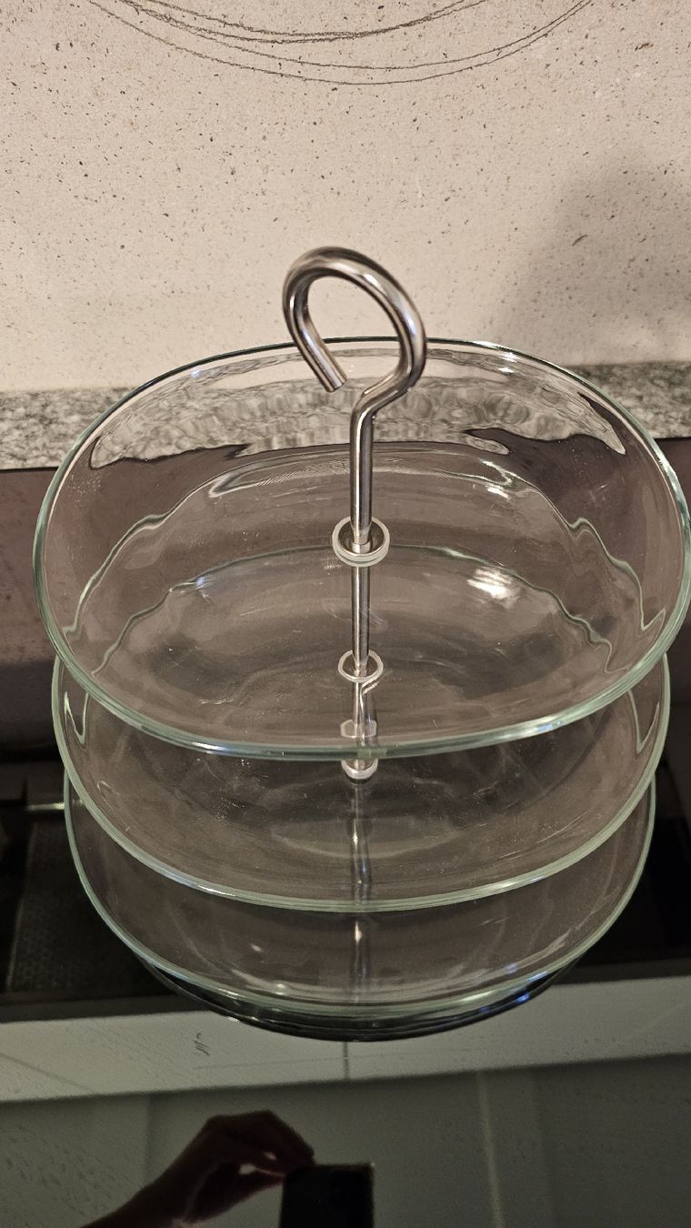 Ikea KVITTERA Etagere 3-fach, Klarglas/Edelstahl (Gebraucht) in Hünenberg für CHF 10 – mit Lieferung auf Ricardo kaufen