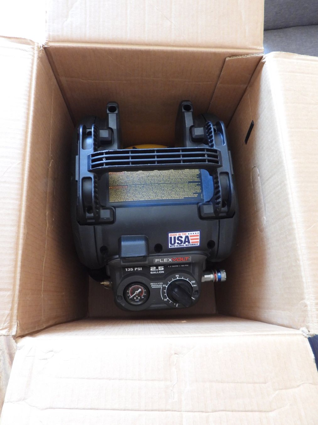Dewalt Compresseurs: Dewalt Flexvolt Air Compressor Brushless Made in USA – D'occasion à Tavannes par jimananas 7