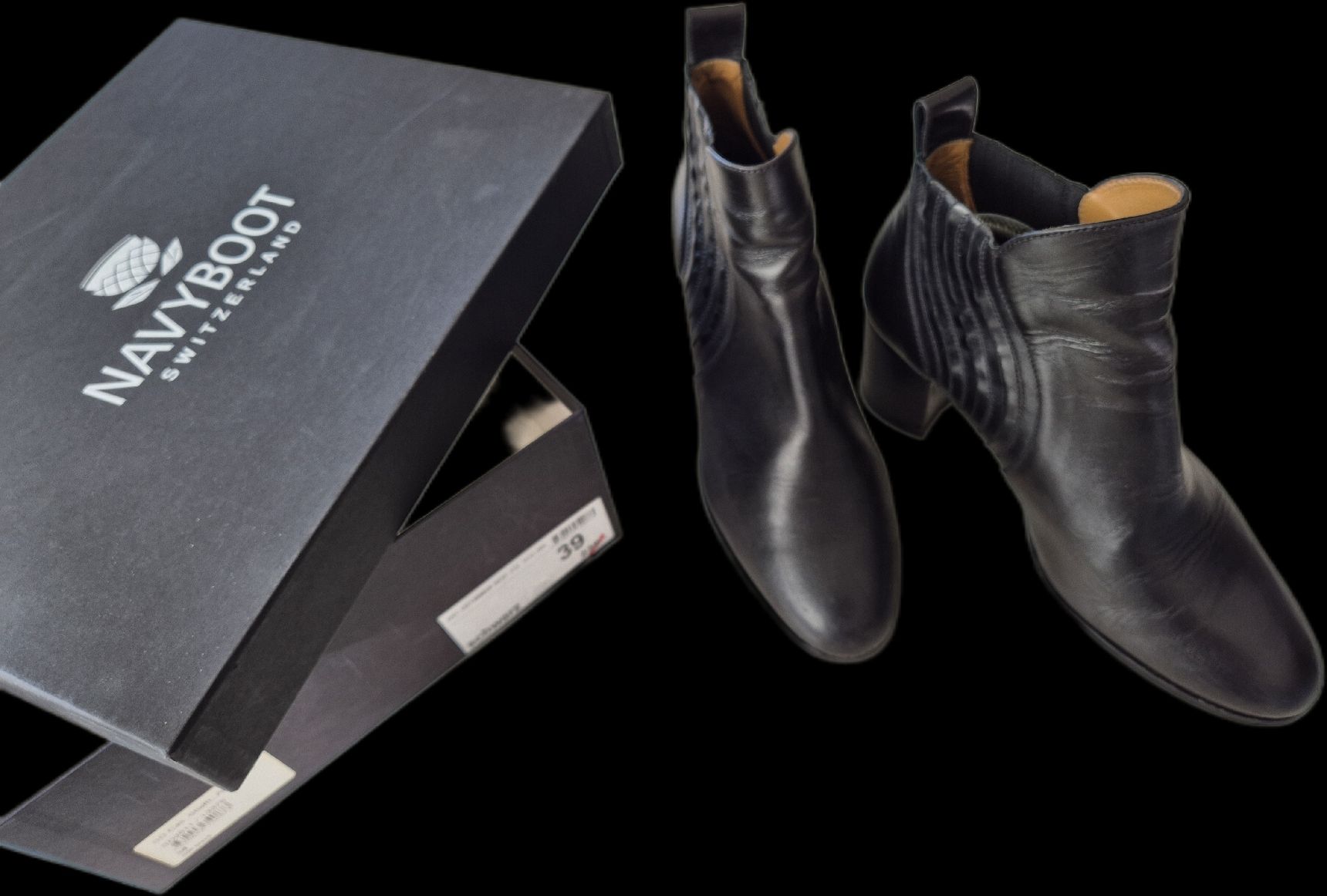 Navyboot Scarpe da donna: Navyboot Stiefeletten, Leder, Grösse 39 – Usato da Gondiswil venduto da Lewinsky 3