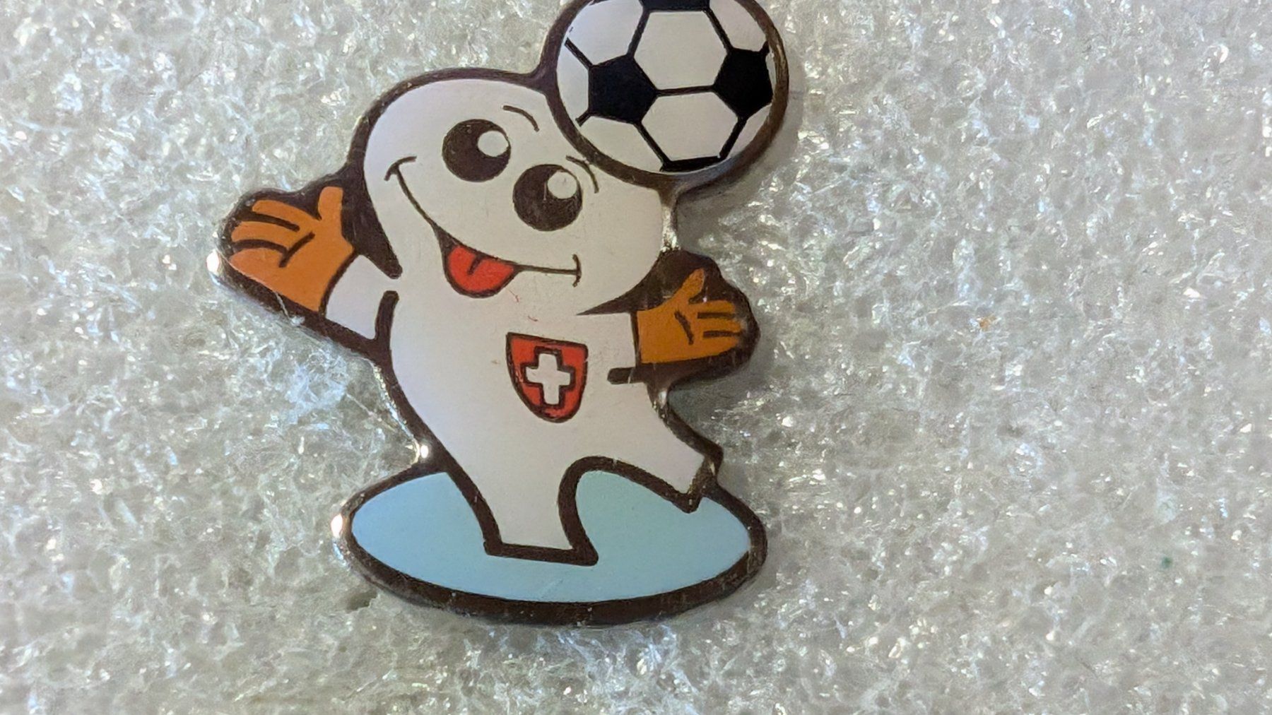 Placchette & Badge: Ansteckpin 229: Maga Bio – Usato da Oppligen venduto da Pin-Fall-Shop