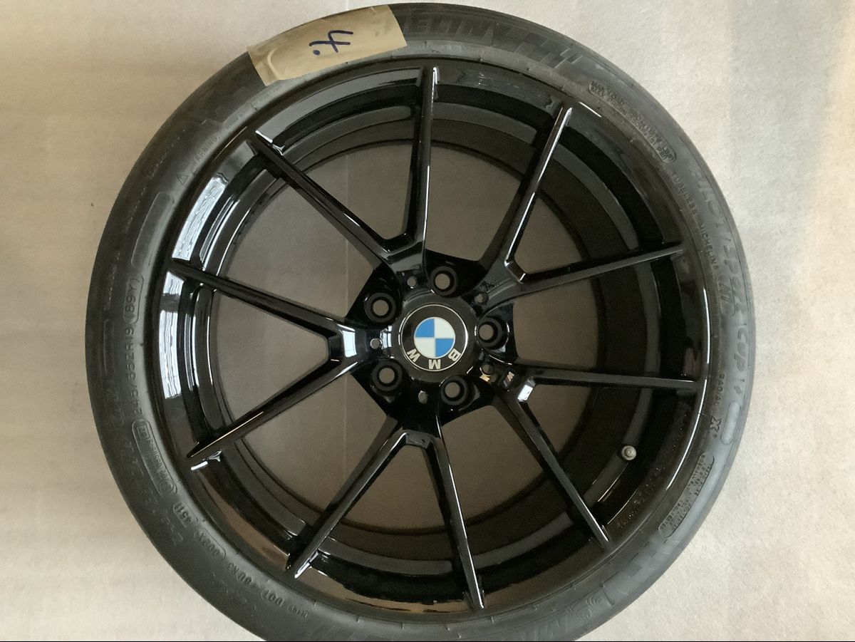 BMW Cerchioni: BMW M Performance Y Speiche 763. 9x19ET 29 – Usato da Horn venduto da nerocsl01