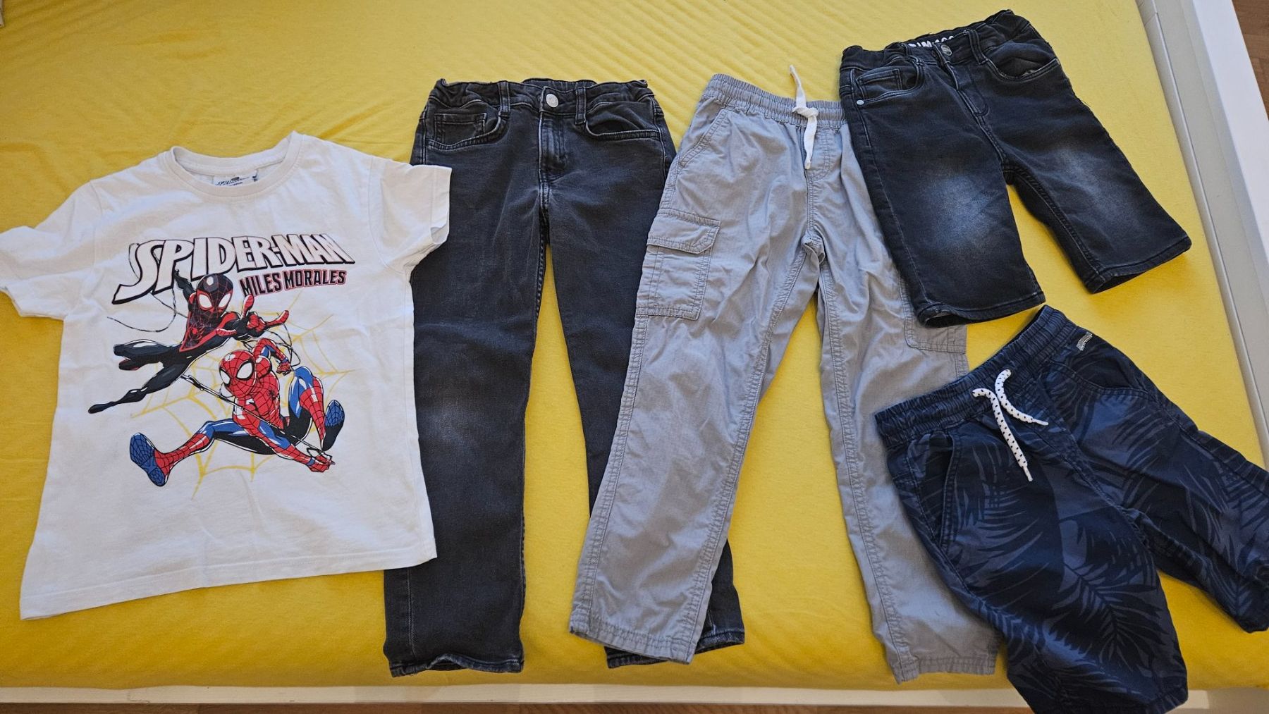 Ensembles coordonnés: Kleiderpaket 122 – D'occasion à Rümlang par Oscar-CL