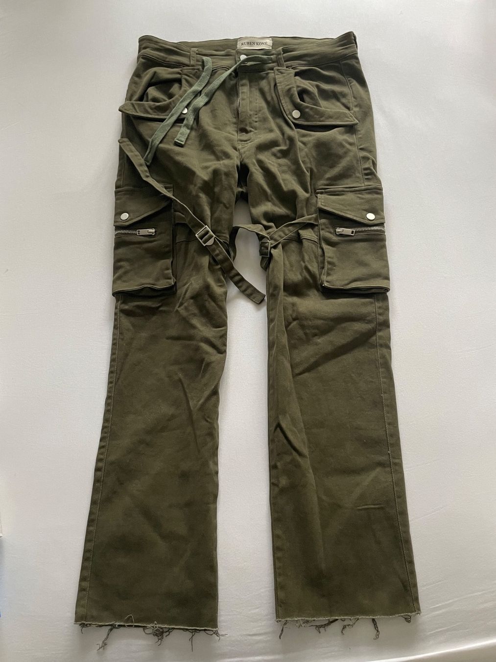 Pantalons: Ruben Koné | Cargo Hose – D'occasion à Zürich par dariohazard10 1