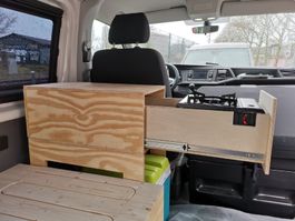 Achtung nur Schrank ohne Inhalt und Schubladenschiene. Camp