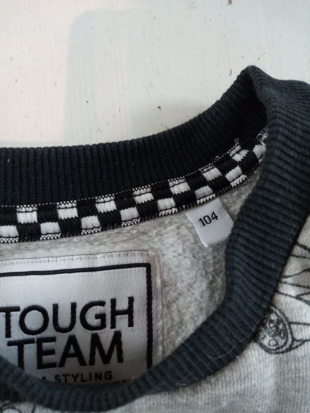 C&A Maglioni & Felpe: C&A Rennauto Pullover / Longshirt Grösse 104 – Nuovo (secondo la descrizione) da Beckenried venduto da Havacola 4