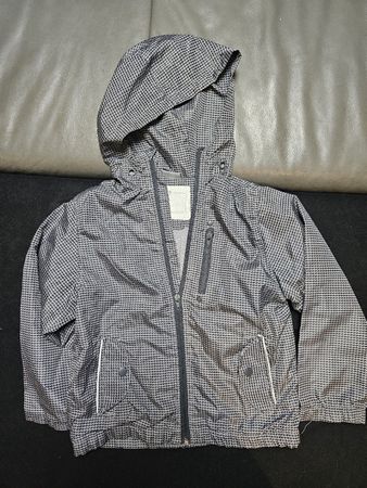 Okay Kinder Jacke Gr. 122 sehr guter Zustand Frühling/Herbst