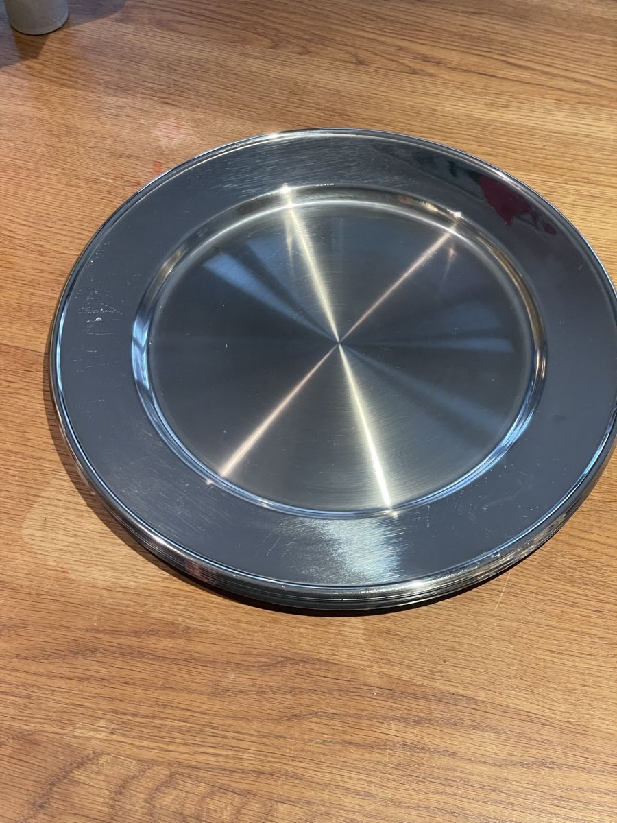 Piatti: Silber Chrome Unterteller Platzteller 6 Stk. – Nuovo (secondo la descrizione) da Au ZH venduto da Daiga 1