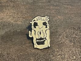 Ripndip Cat skull Pin