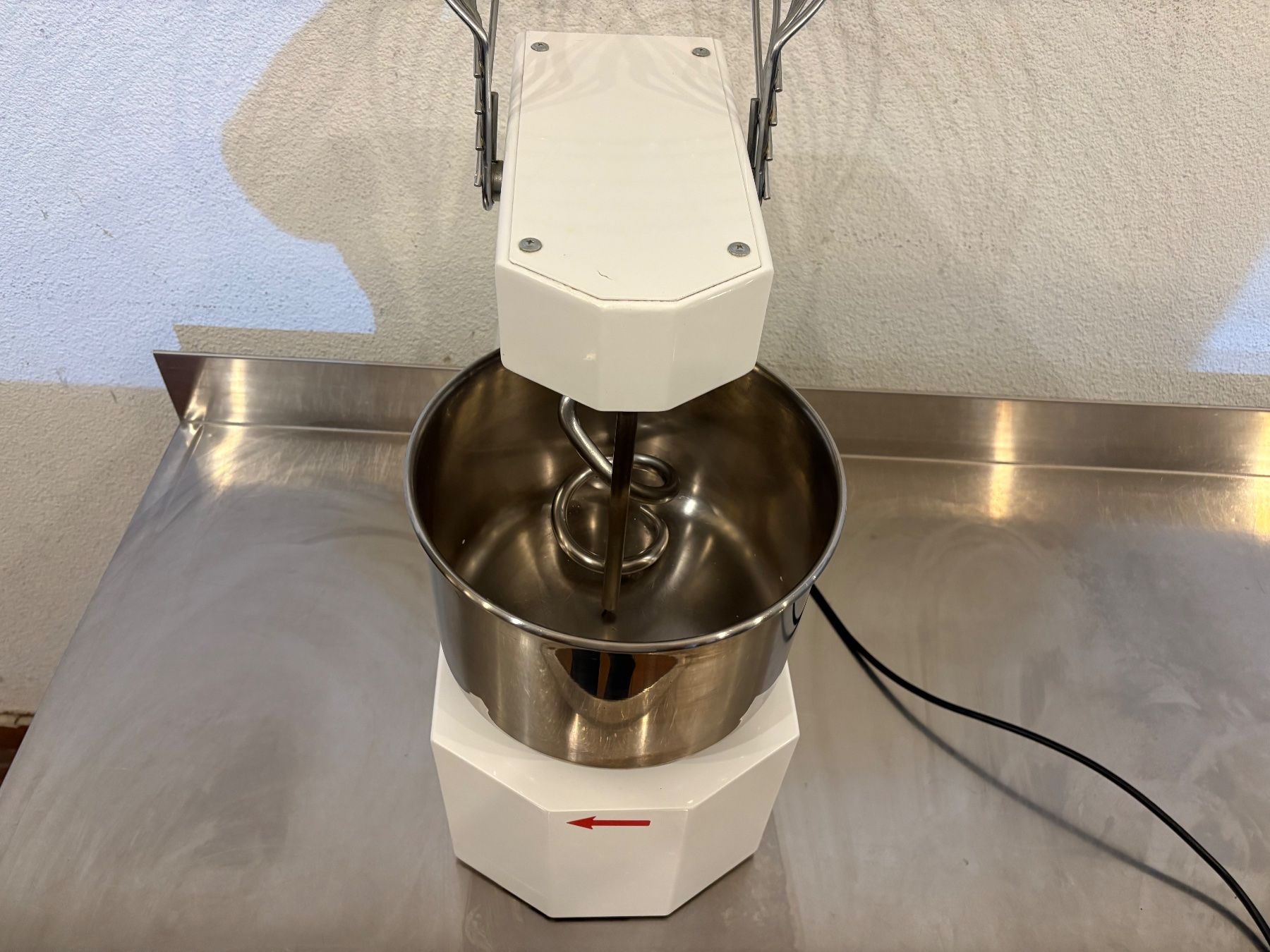 Küchengeräte: Gastro Spiralteig-Mixer, Spiralmischer – Gebraucht aus goldau von G.app 3