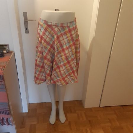 Sommerlicher Rock Gr. 38, rot-gelb kariert, luftig!