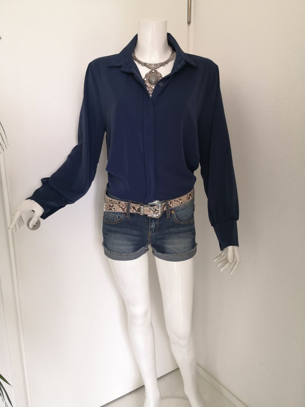 Mango Camicette: 🤩MANGO VISKOSE BLUSE BLAU, NEU – Nuovo (secondo la descrizione) da Olten venduto da Naja-Twins-Twins 1