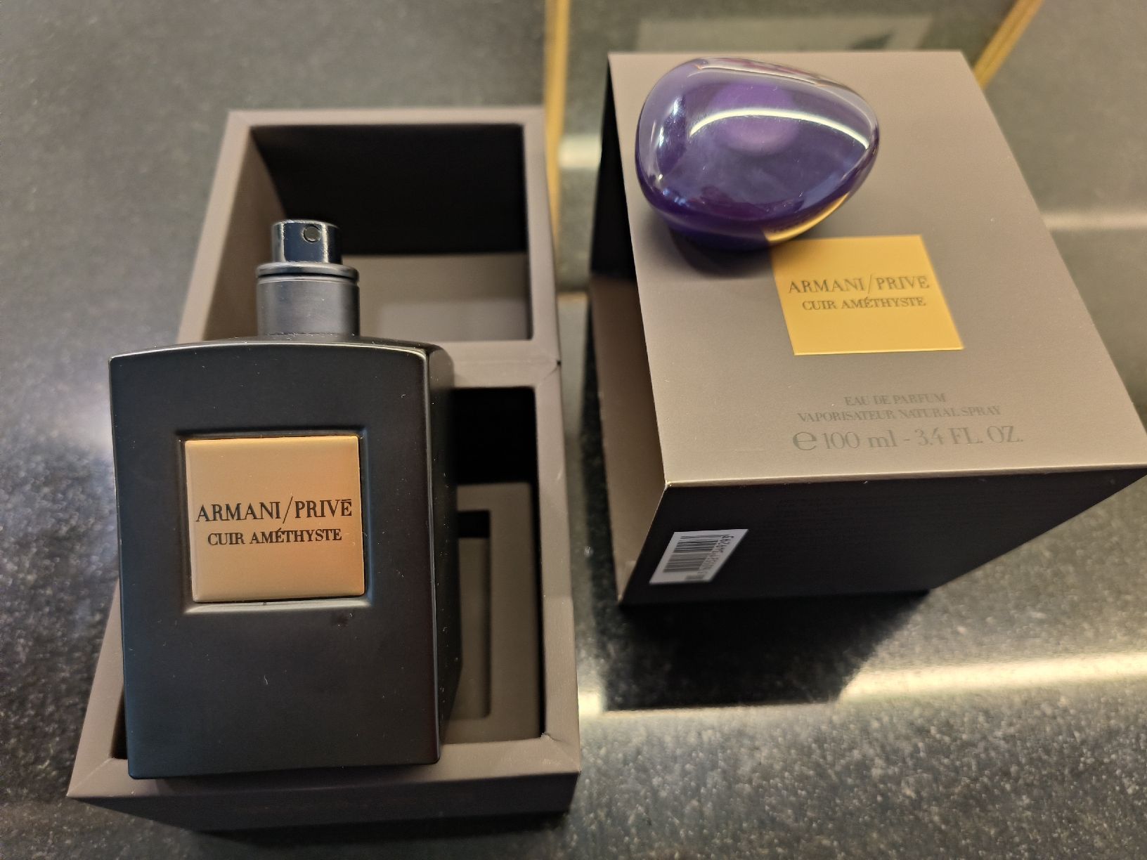 Armani Profumi & Eau de Toilette: Armani privé Cuir Améthyste 100 ml – Usato da Carouge GE venduto da pro_xrm5 7