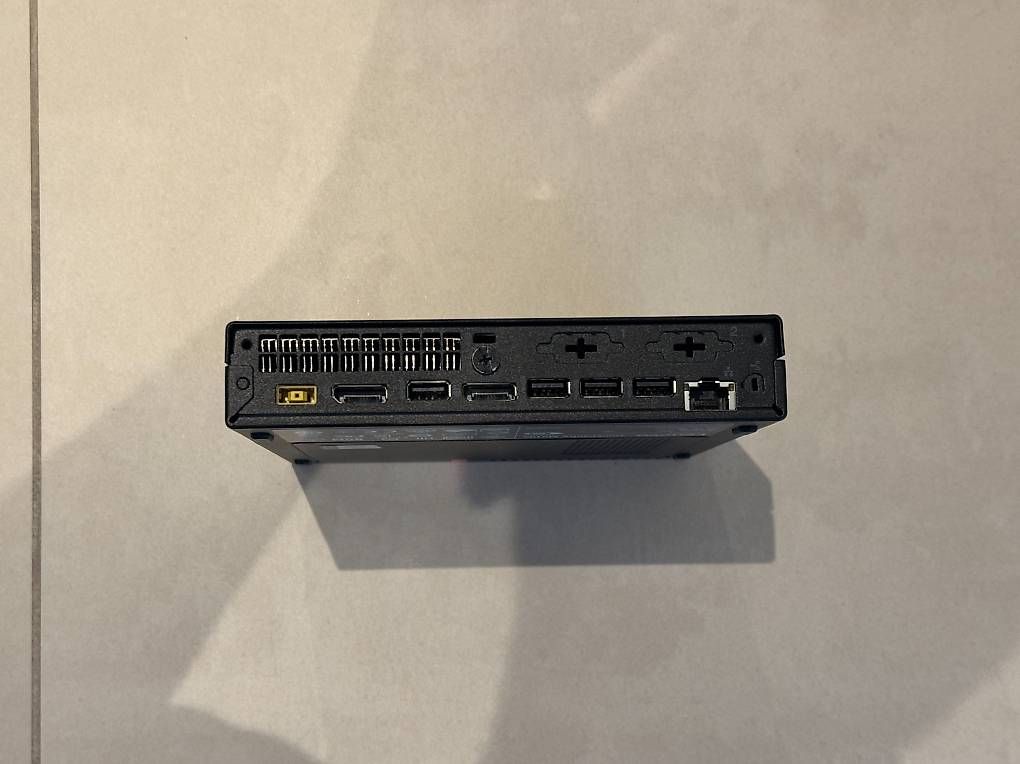 PC: Lenovo ThinkCentre Mini PC (i5, RAM 8GB) – Usato da Neuhausen am Rheinfall venduto da aleksandar.venco 2