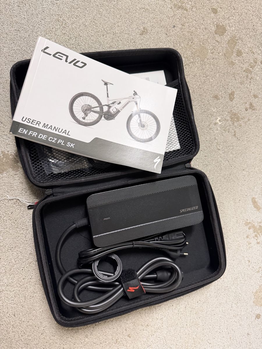 Specialized Velos: E-Bike Specialized Turbo Levo 700 Wh – Neu (gemäss Beschreibung) aus Alpnach Dorf von FO91 8