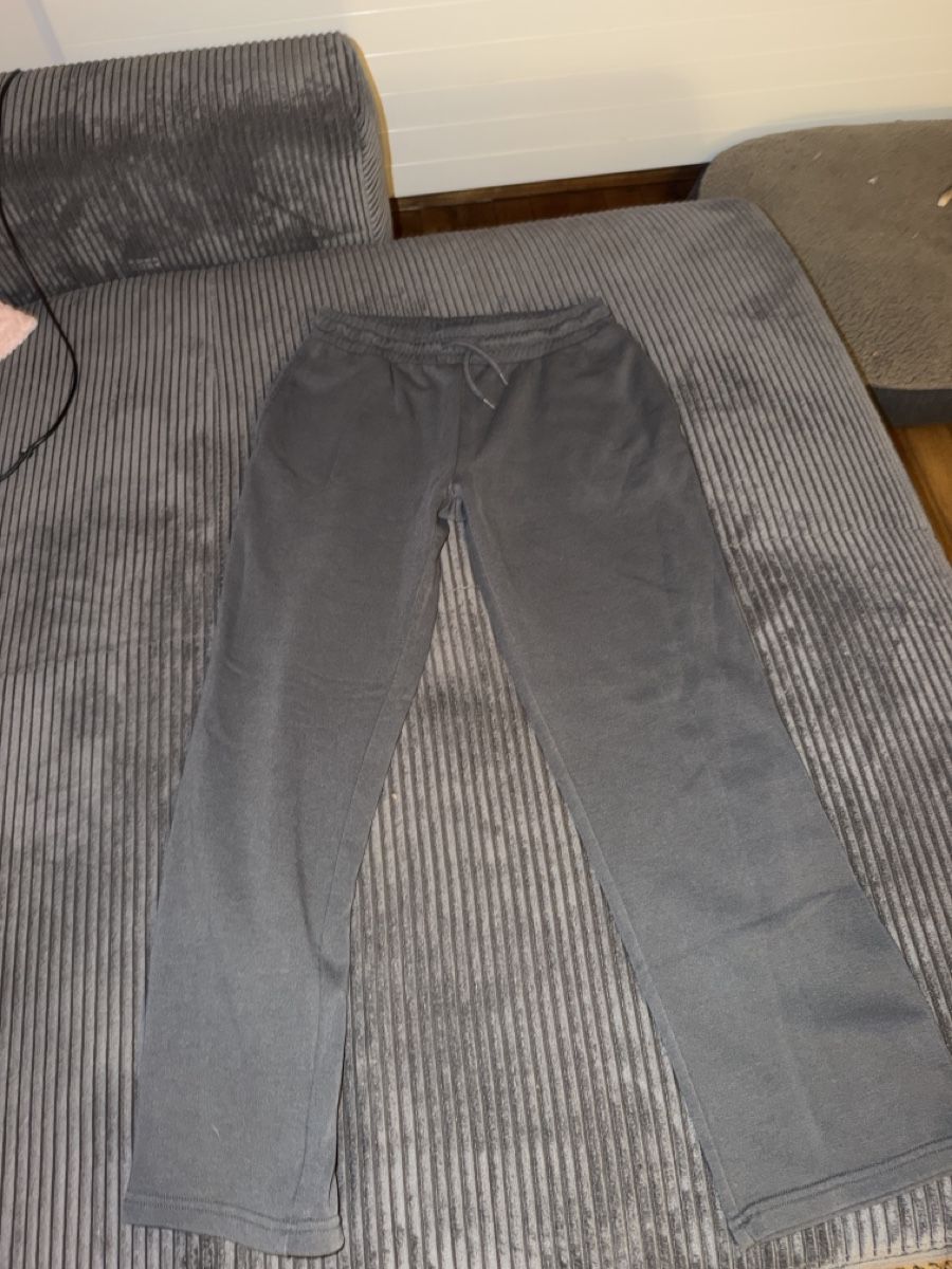Pantaloni: Sporthose/Trainingshose, Größe S – Usato da Wahlen b. Laufen venduto da Salome7