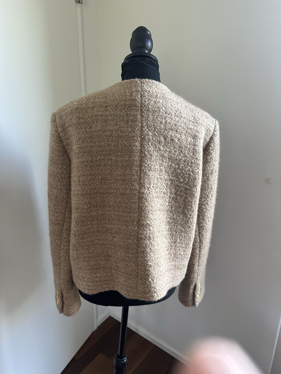 Celine Giacche: CELINE tweed jacket - camel - size FR42 – Nuovo (secondo la descrizione) da Langnau am Albis venduto da bar_ml6k 1