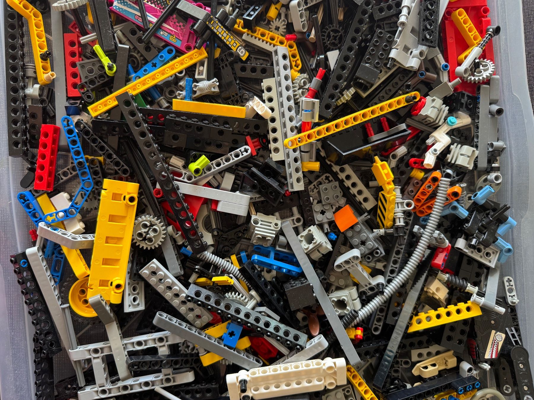 Lego Kit di costruzioni: 1 kg Lego Technic (2) – Usato da Lausanne venduto da garmina30 2