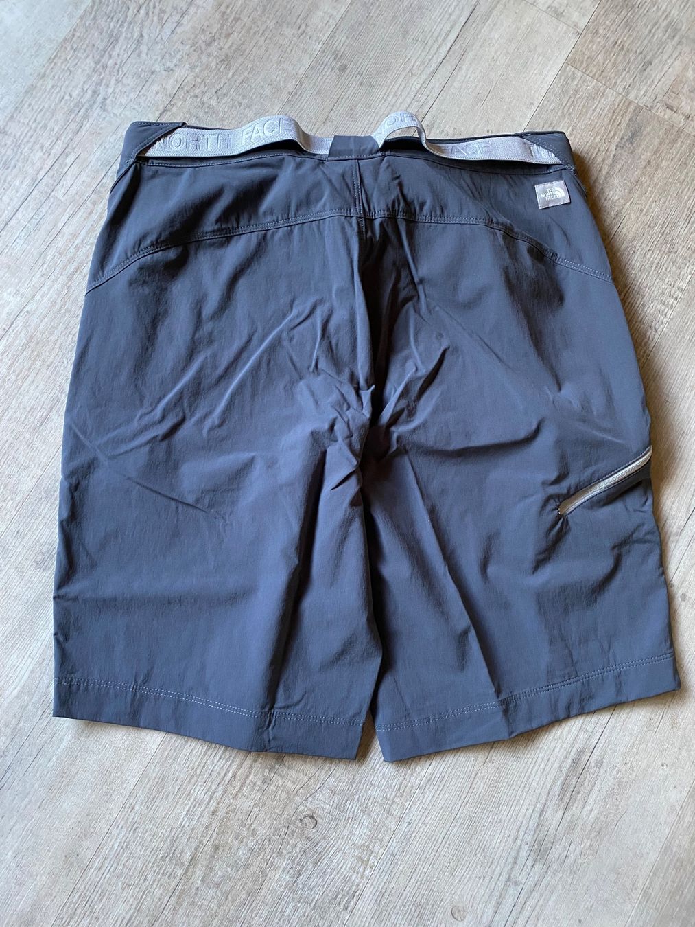 North Face Hosen: THE NORTH FACE Shorts EU 4 – Gebraucht aus Würenlingen von lori59 1