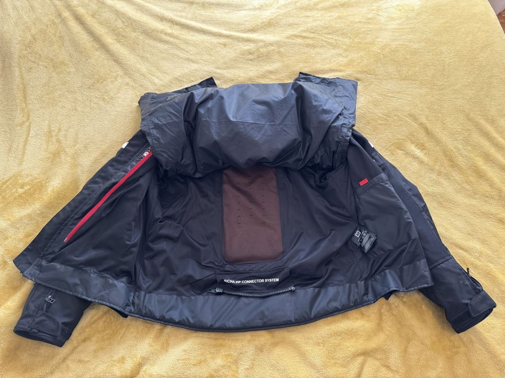 Vestes: Richa All Season Airstream 3 Motorcycle Jacket, Men, XL – Neuf (Voir description) à Ecublens VD par kgnricard 3