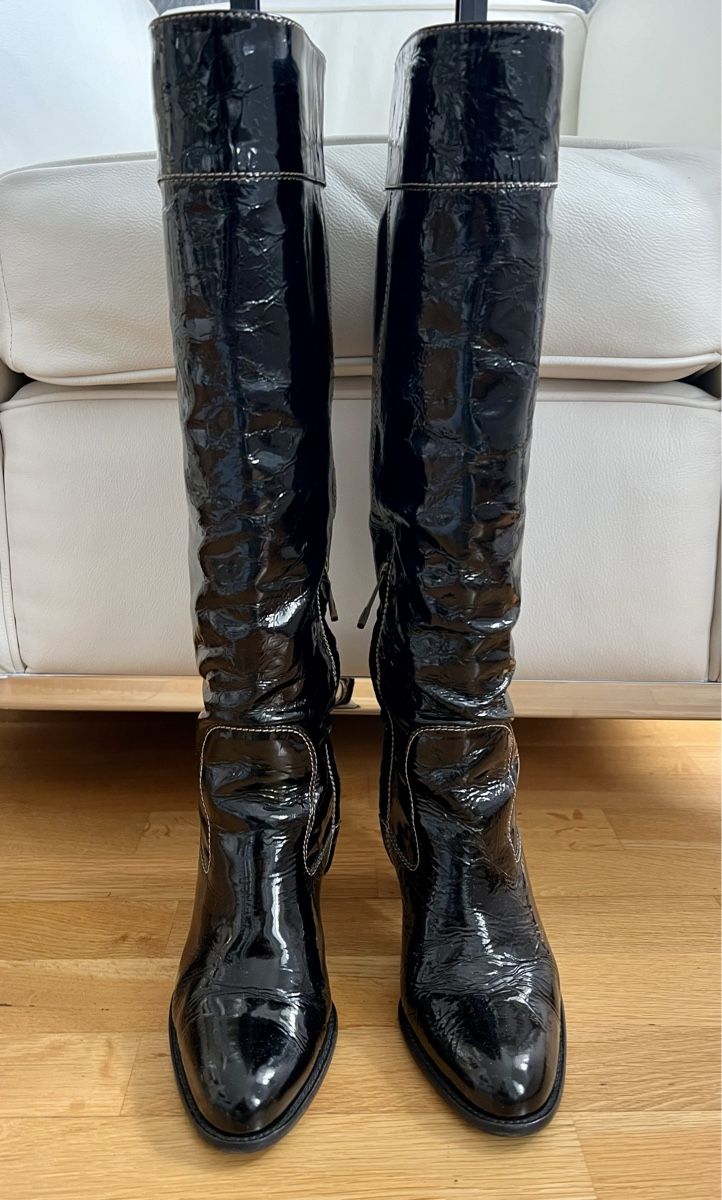 Bally Damenschuhe: Bally Stiefel Gr. 38 schwarz Lackleder – Gebraucht aus Basel von Bettybooo